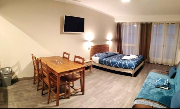 Appartements Boulevard Des Pyrenees 波城 外观 照片